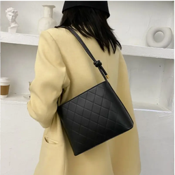 Black Handbag 