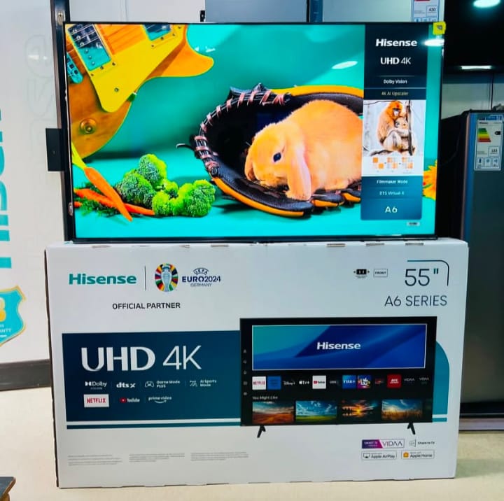 HISENSE 55 INC UHD 4K SMART TV 