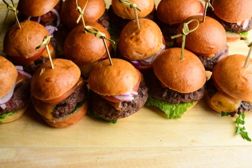 Angus Beef Burgers 16x200g Box