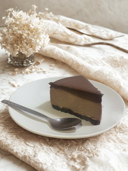 Chocolate Cheesecake (No-Bake)