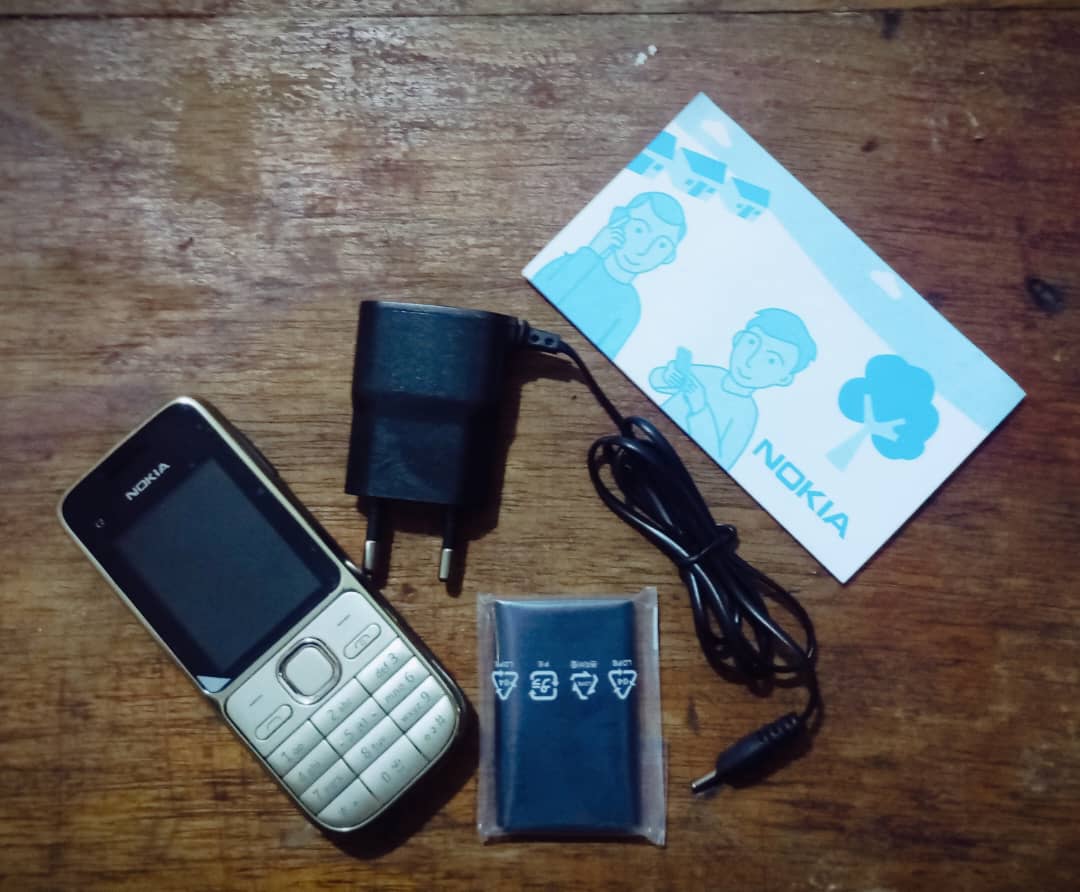 Nokia C2 - 01