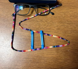 1 Bohemian String + 1 Pair Silicone Cover