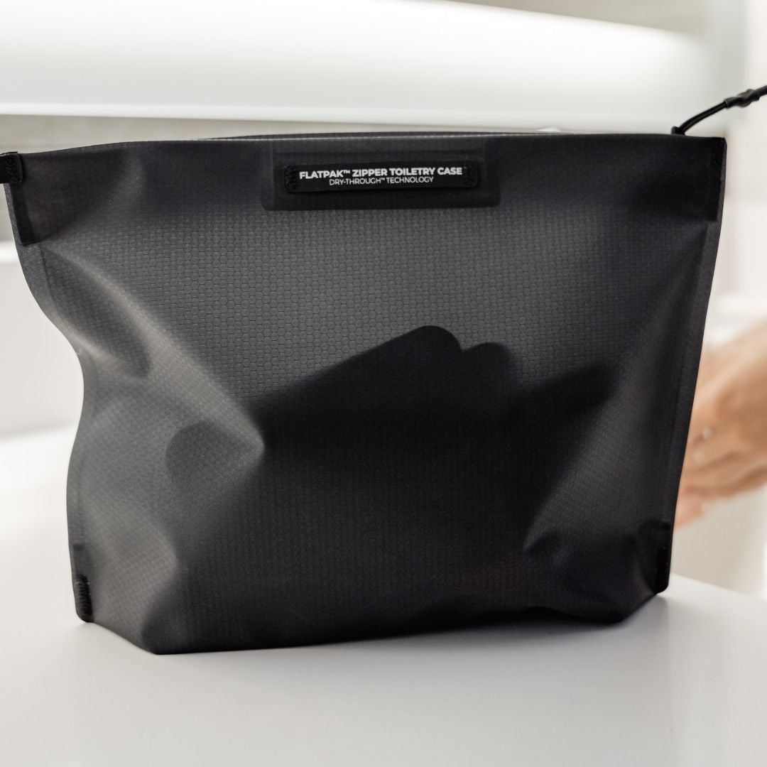 MATADOR Flatpak Toiletry Case - Charcoal_1
