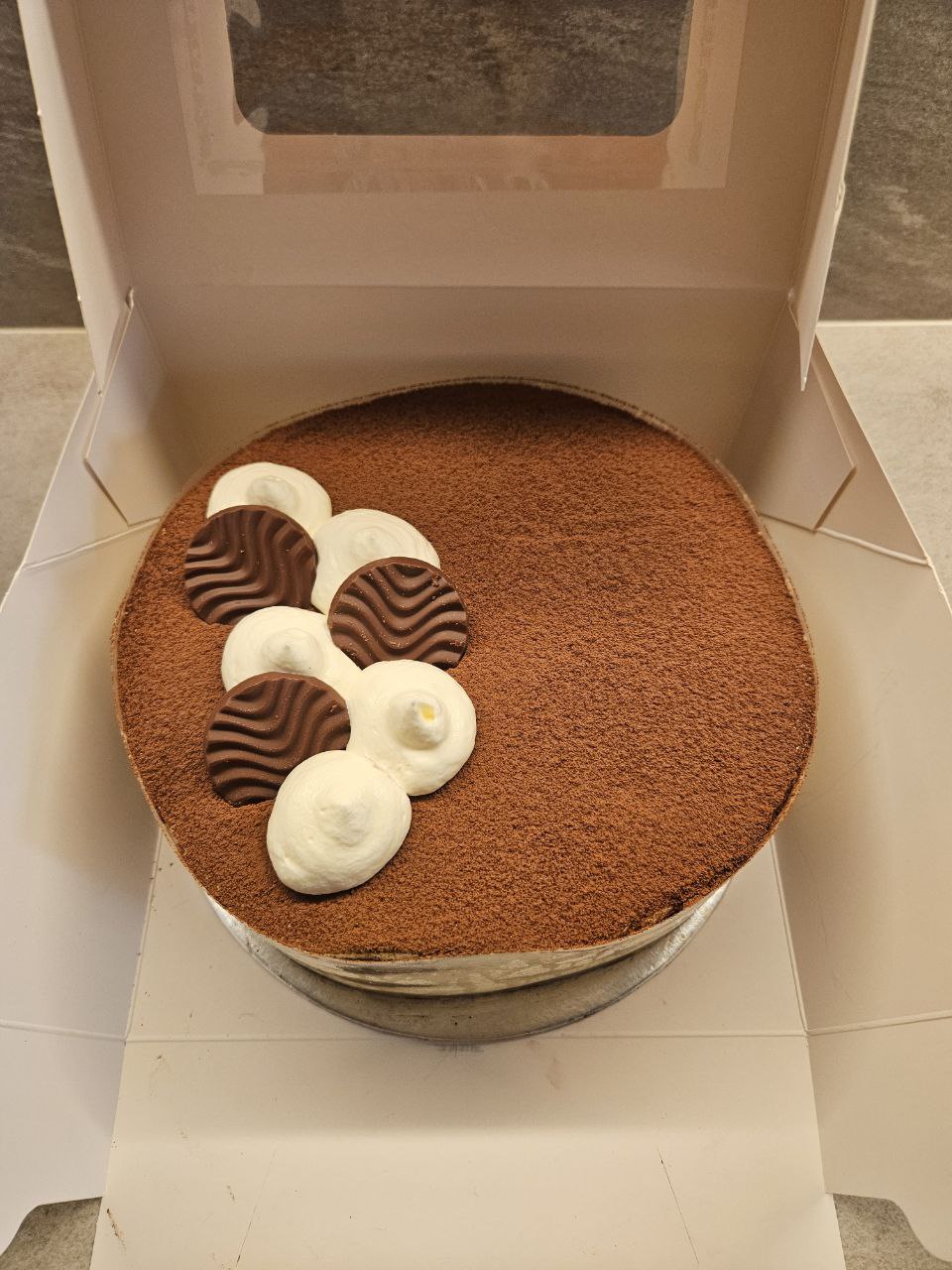 Tiramisu Cake (8 inch)_0