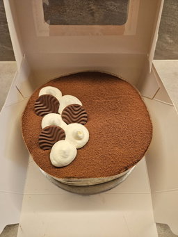 Tiramisu Cake (8 inch)