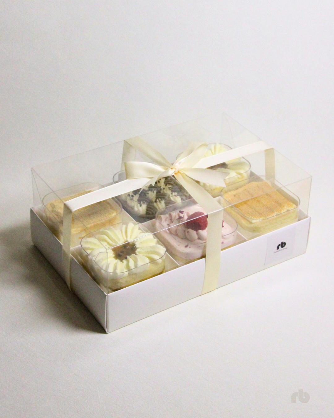 Regular Assorted Mini Cakes (Box of 6)