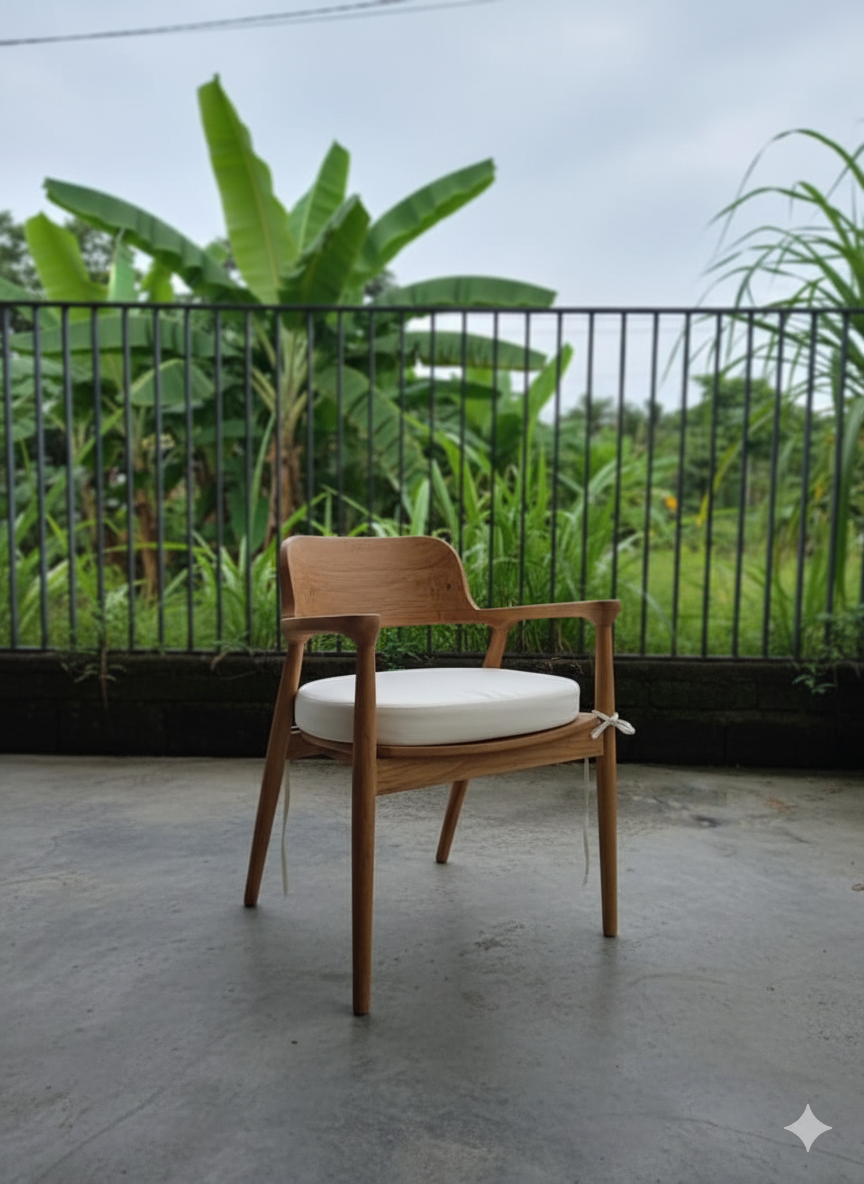 Wooden Dinning Chairs with cushions