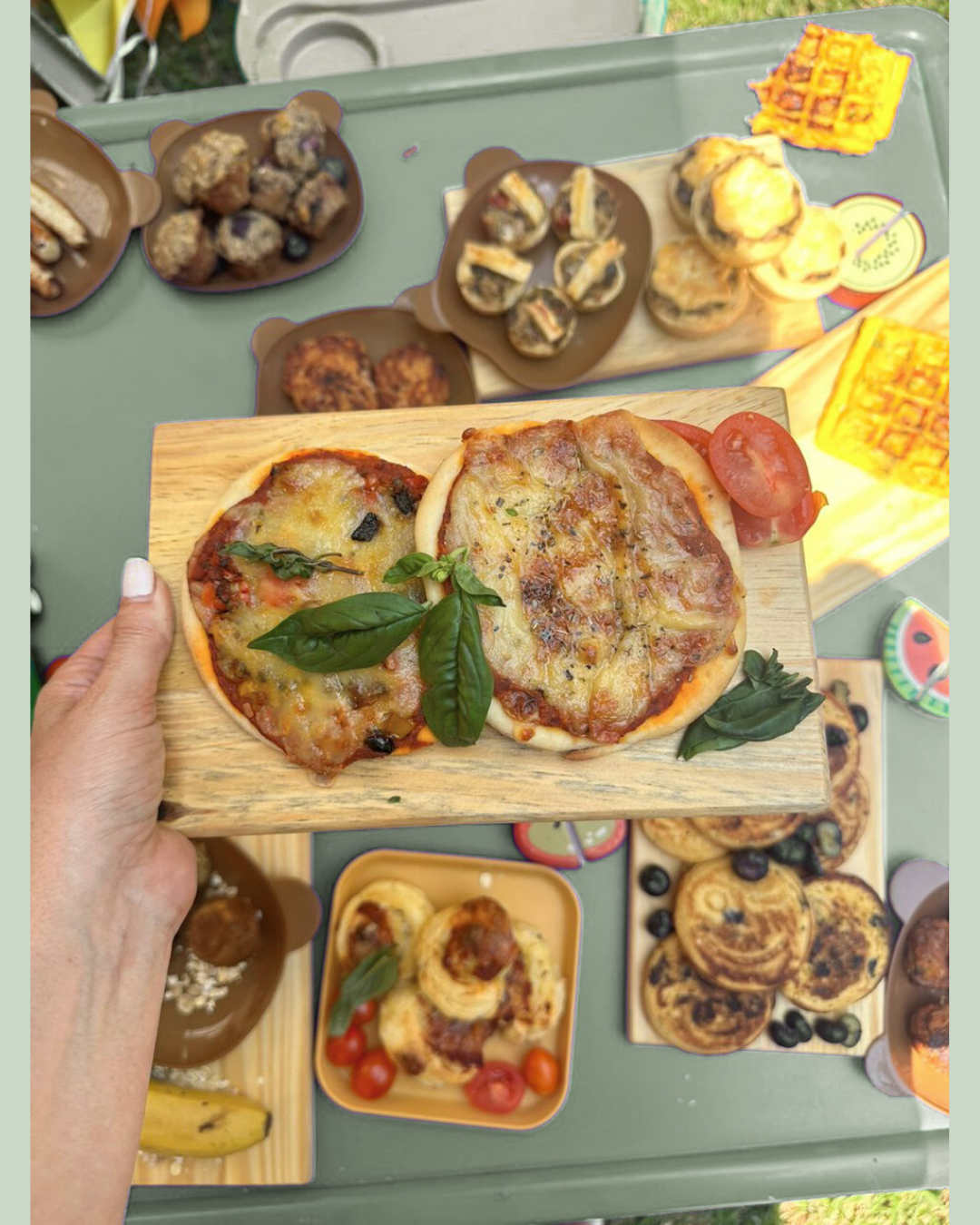 High Protein Mini Pizzas | Tots_4