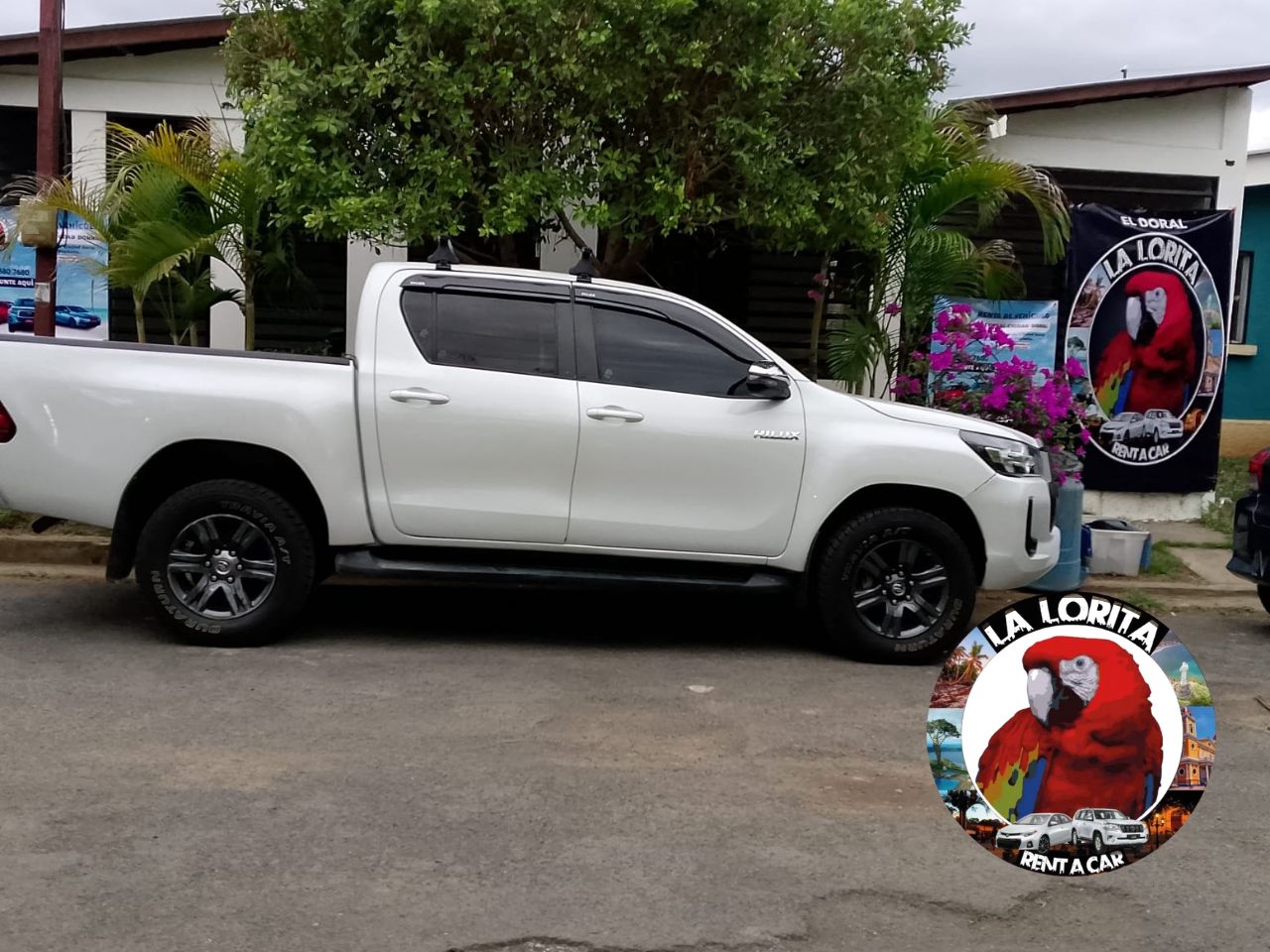 Camionetas   Toyota Hilux Pickup 4x4  2024 -2025  _3