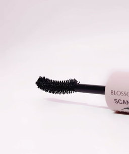 BLOSSOMAKEUP™ SCANDALOUS – Mascara 2-en-1
