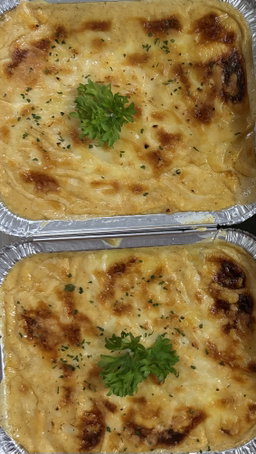 Baked Salmon Gratin 