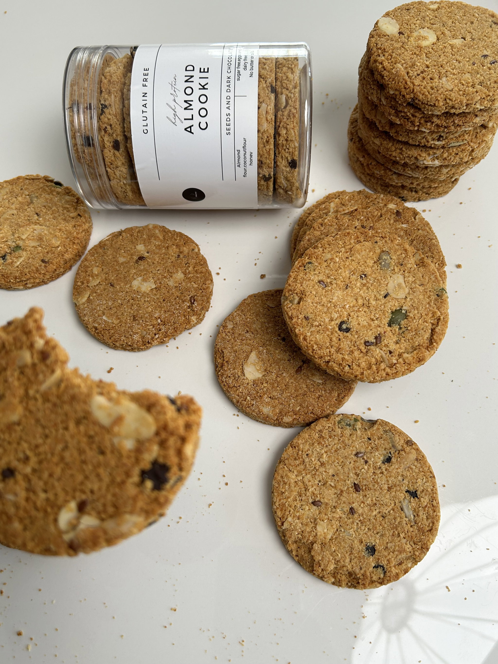 Small almond cookies_1