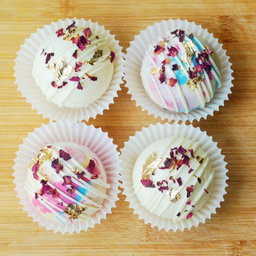 Festive Hot Chocolate Bombs - 2 pc