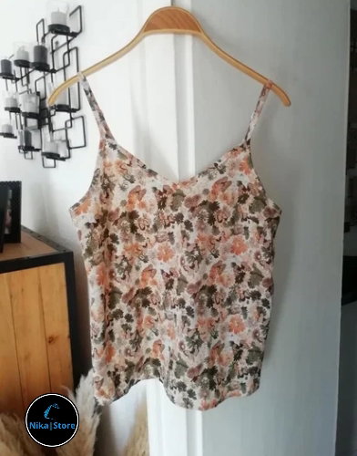 Blusa tirantes SHEIN - Talla M_1