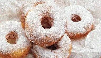 Kue Bulat Bolong Tengah