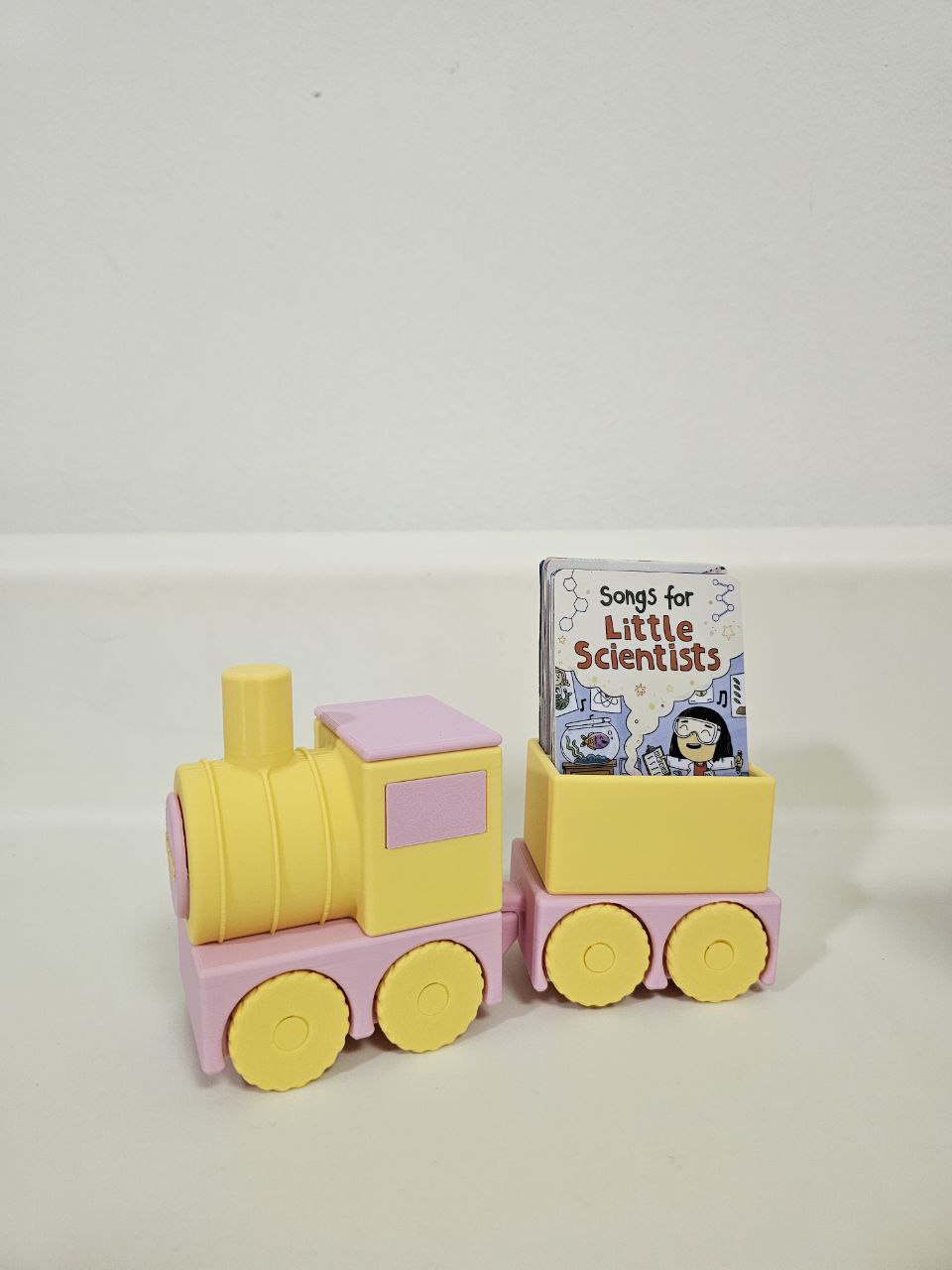 Train Holder for Cards & Yoto Mini_0