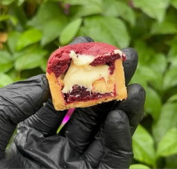 Brownie In Pod (Red Velvet Cheese)