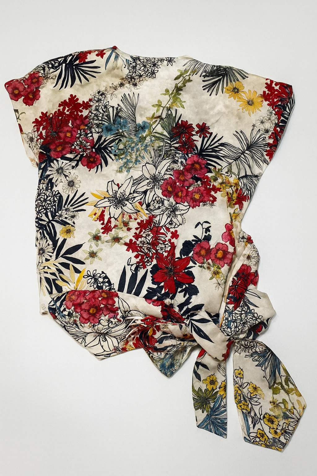 Blusa cruzada de manga corta con estampado floral multicolor - Size S