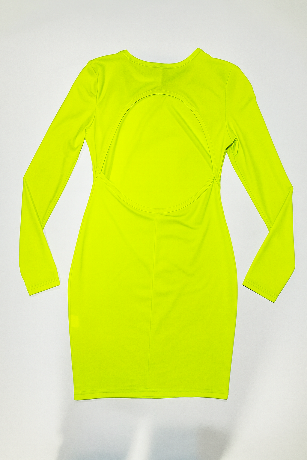Vestido corto verde neón con abertura en la espalda - Size XS_1