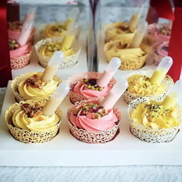 Festive Cupcakes - Festive Medley - Box of 4