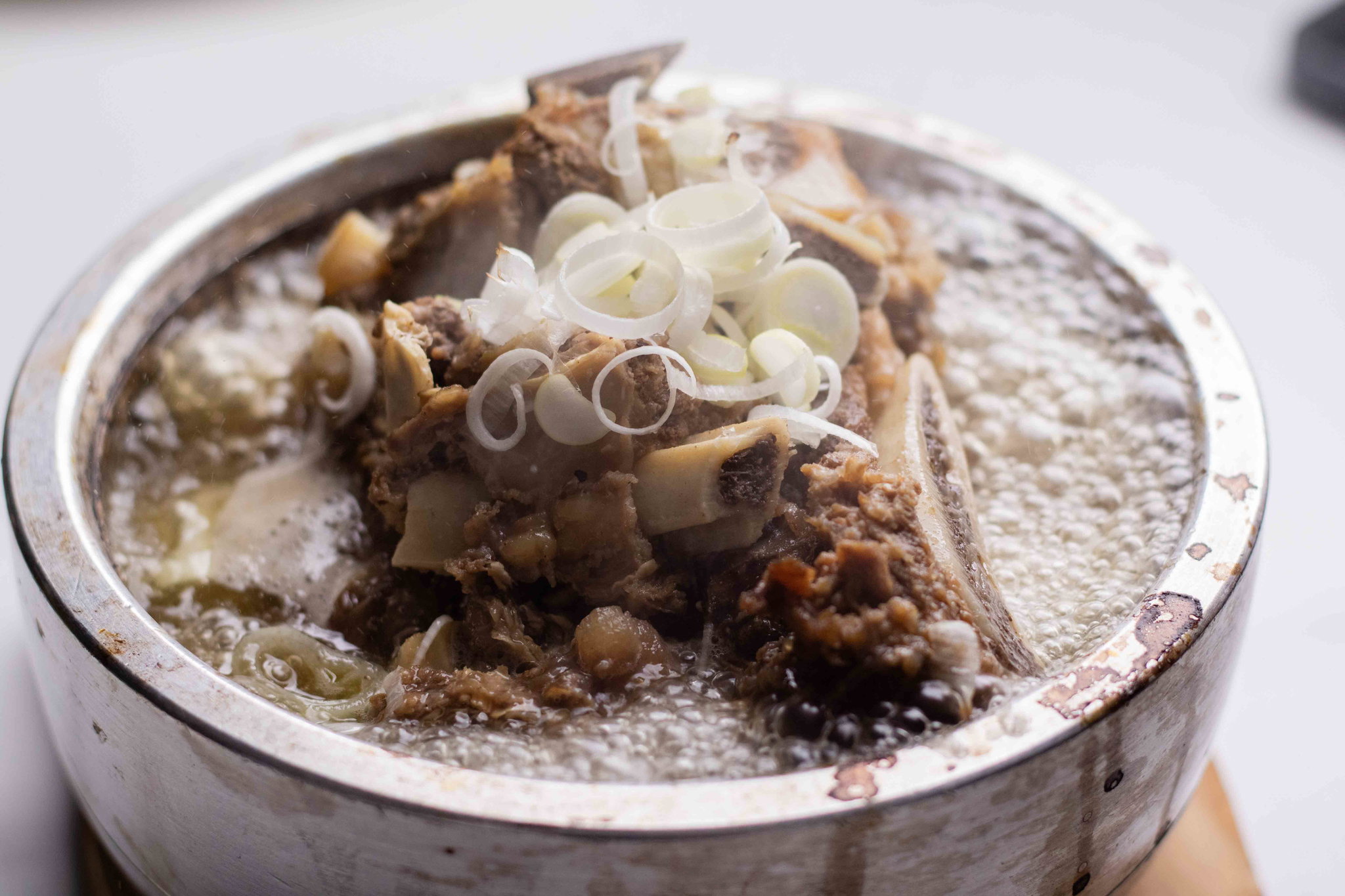 ស៊ុប​ទឹក​ពុះ​ឆ្អឹង​គោ (ជួយ​ឆាប់​ស្វាង​ស្រា​)_1