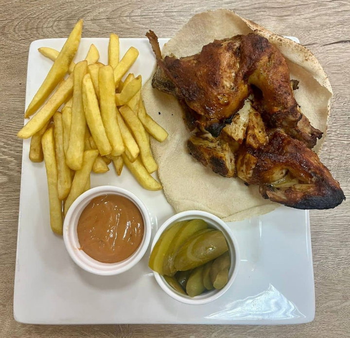 Demi poulet en plat