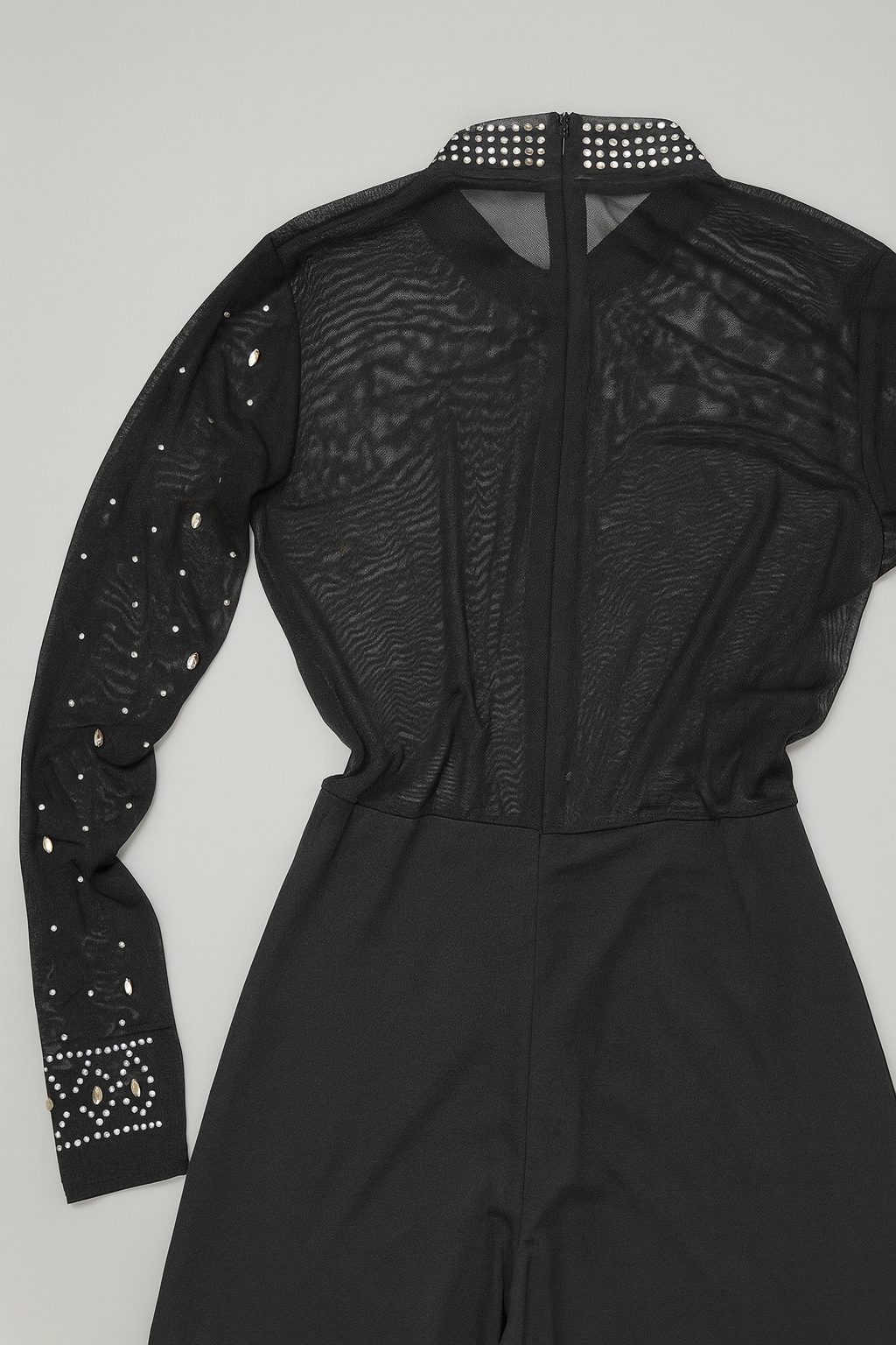 Enterizo negro de manga larga con pedrería - Size M_3