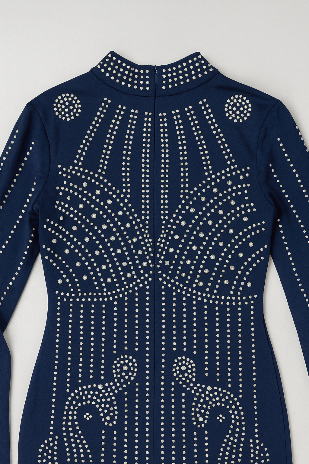 Vestido azul marino ajustado con aplicaciones de pedrería - Size M
