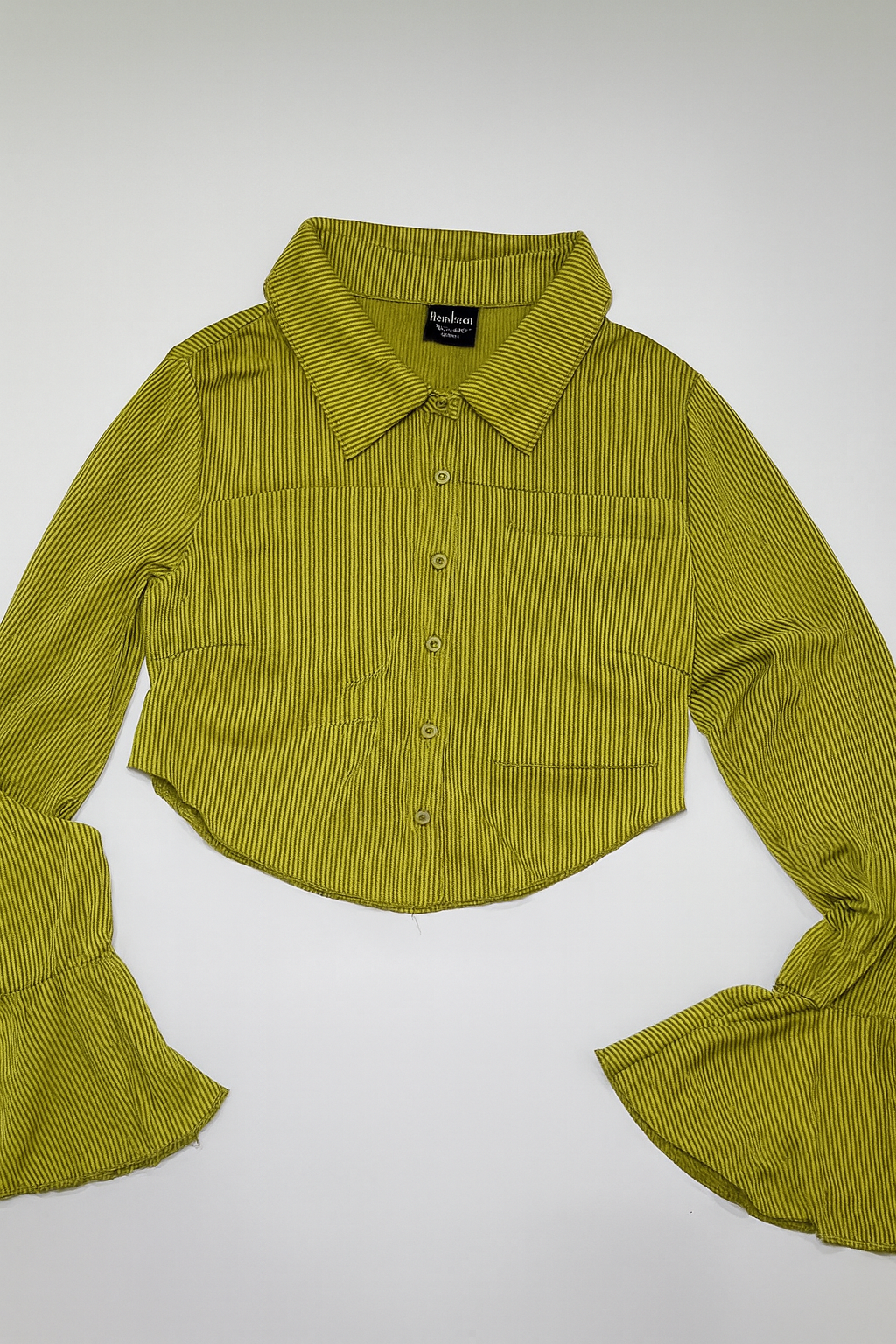 Blusa crop top verde con mangas acampanadas - Size M