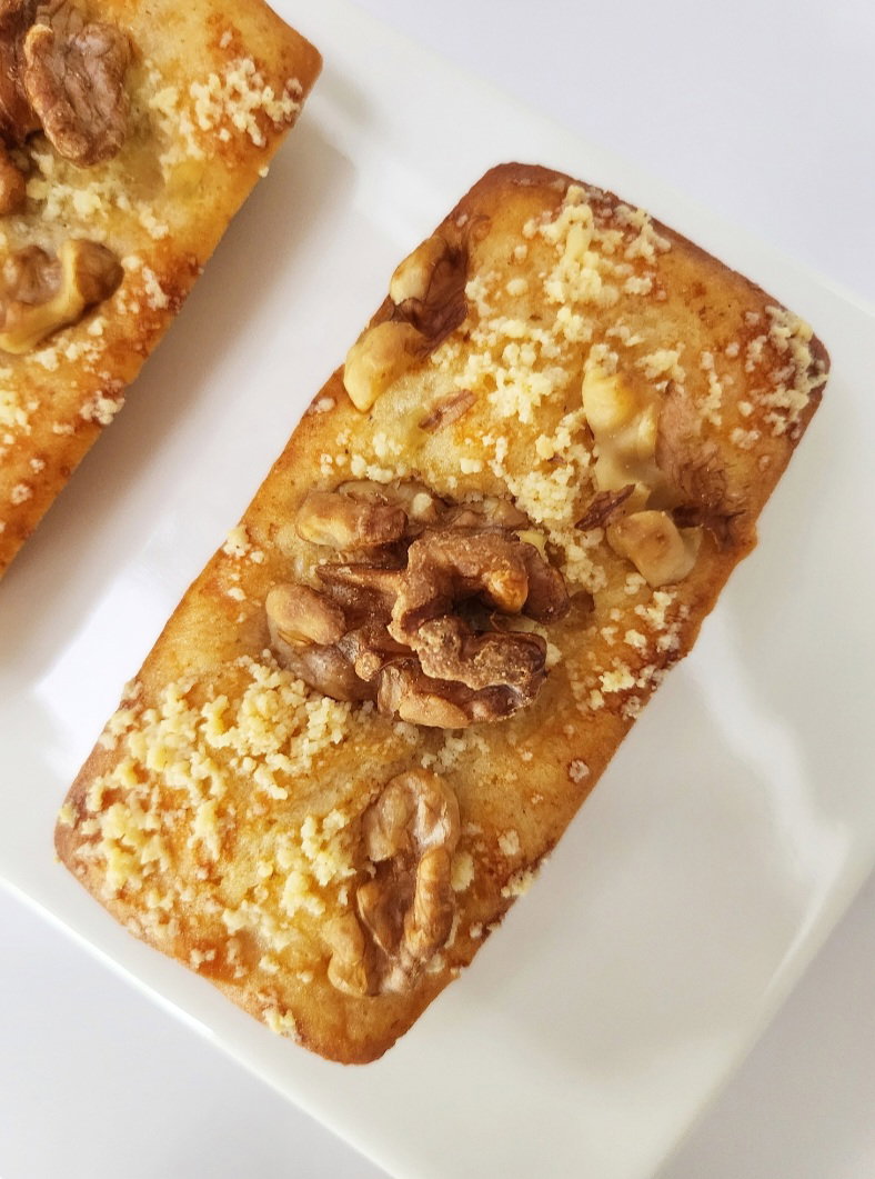 Smoked Cheese Walnut Financiers