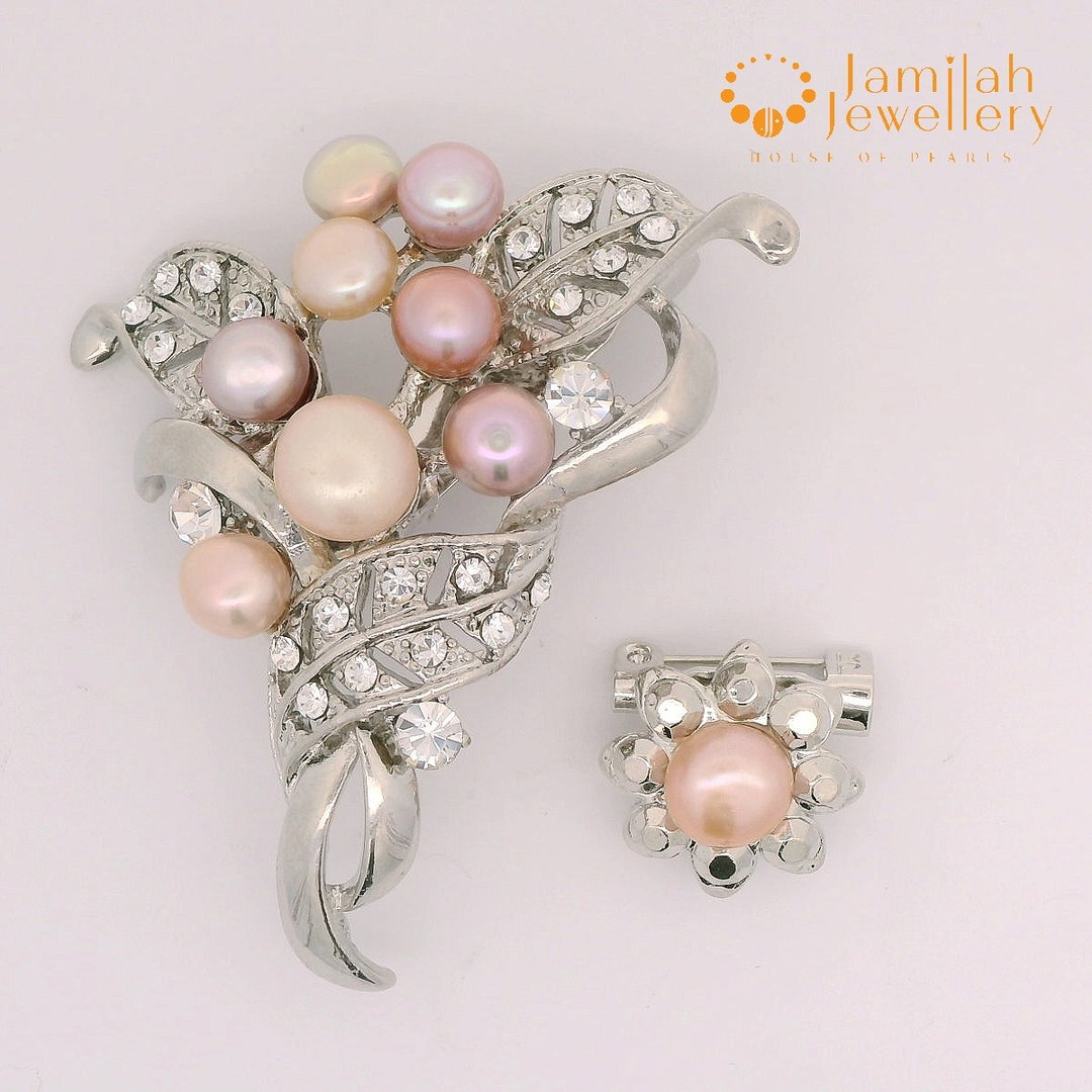 Brooch Fresh Water Pearls