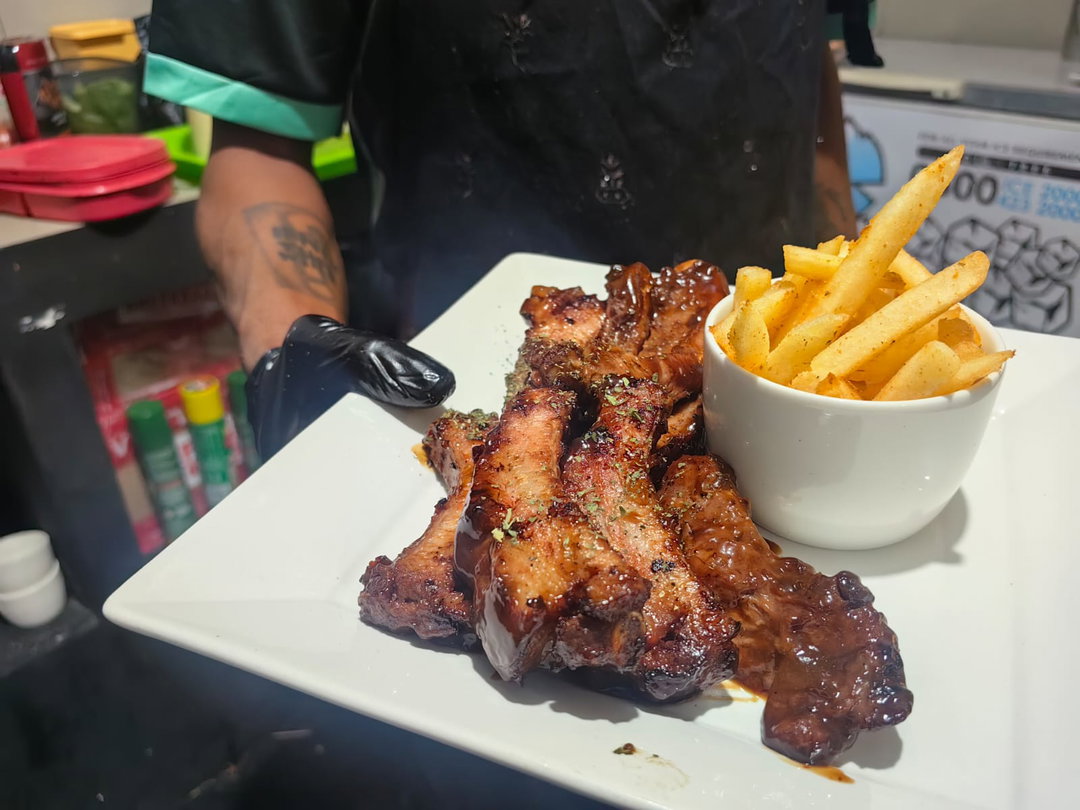 Ribs & Fries