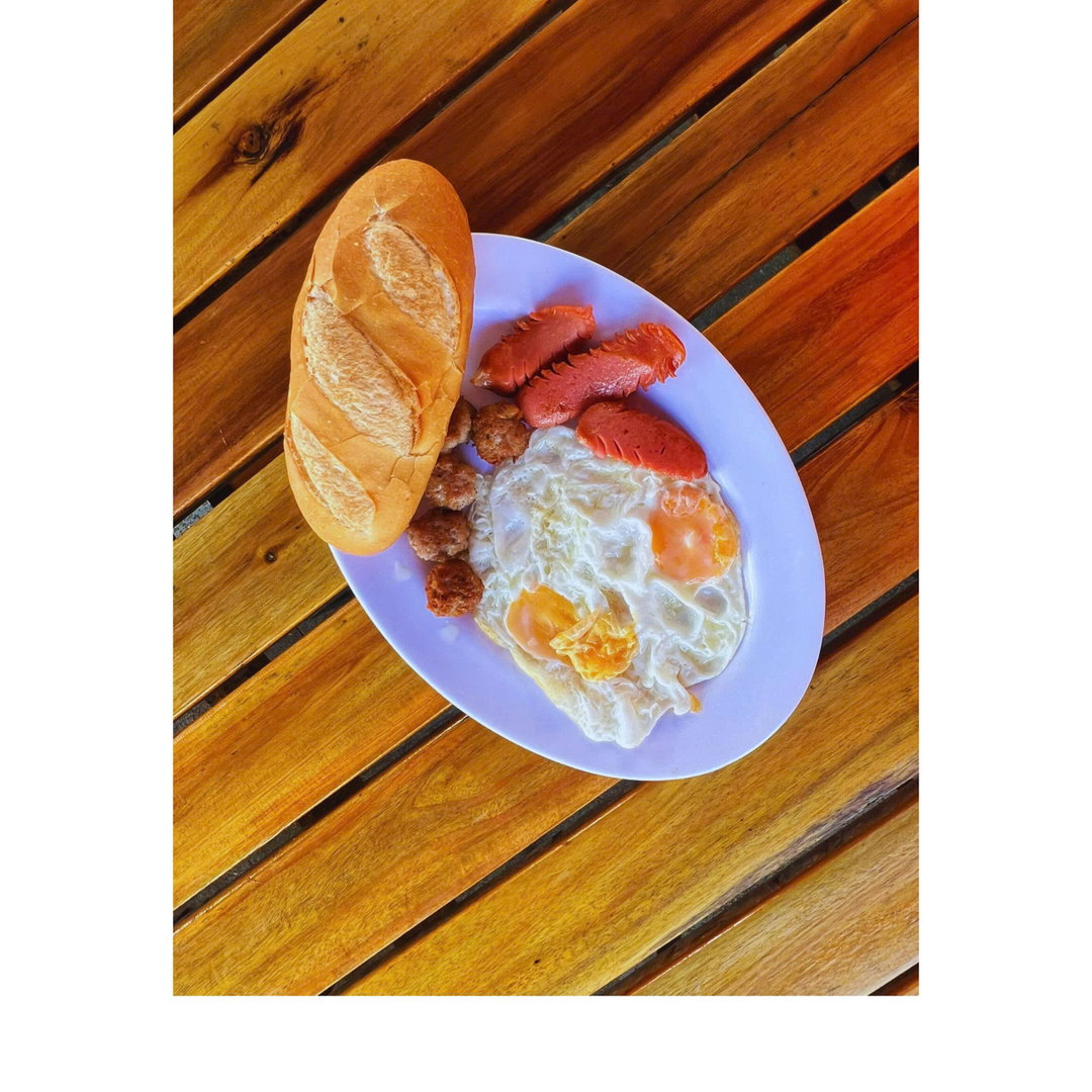BÁNH MÌ DĨA