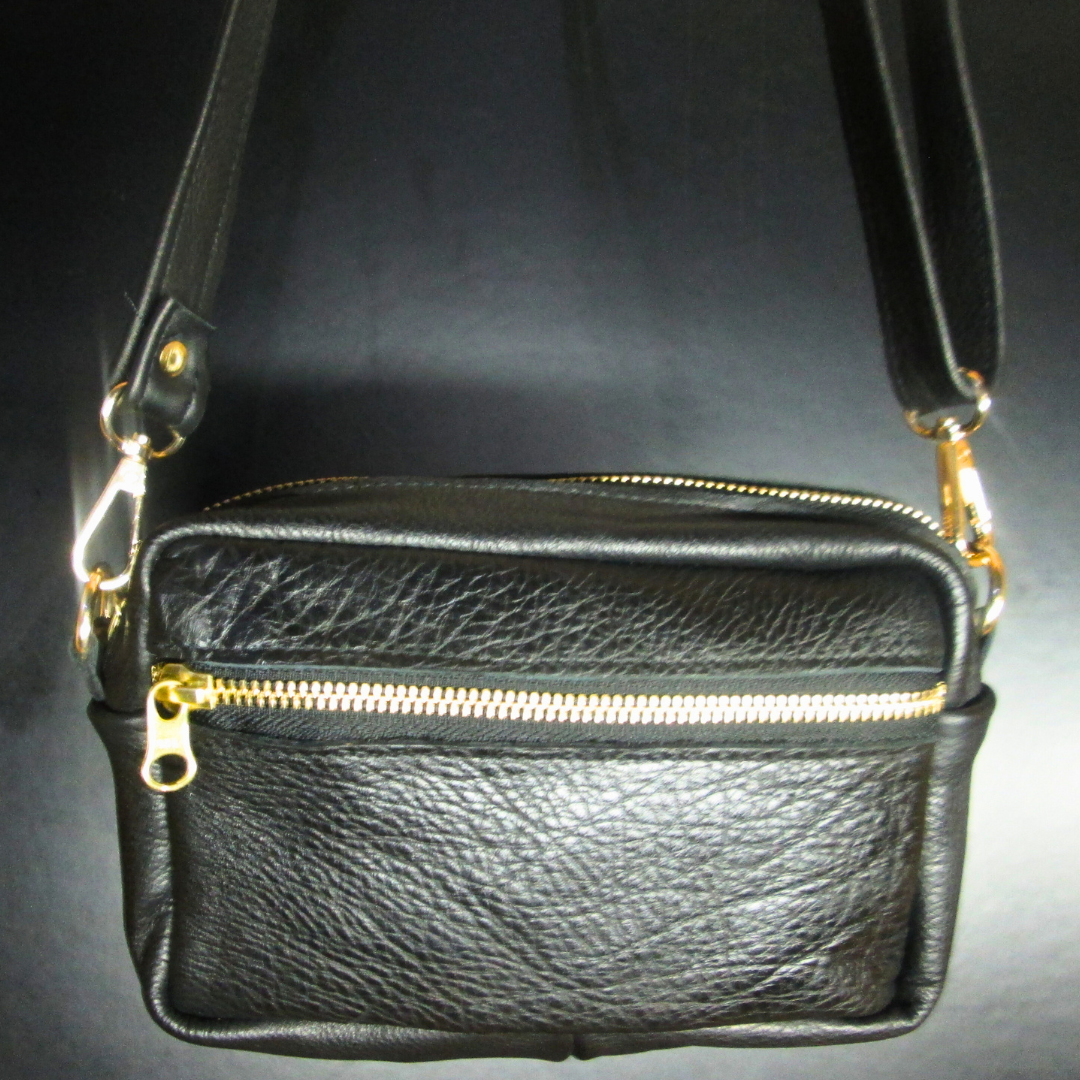Flare Mini Crossbody Black