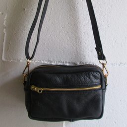 Flare Mini Crossbody Black