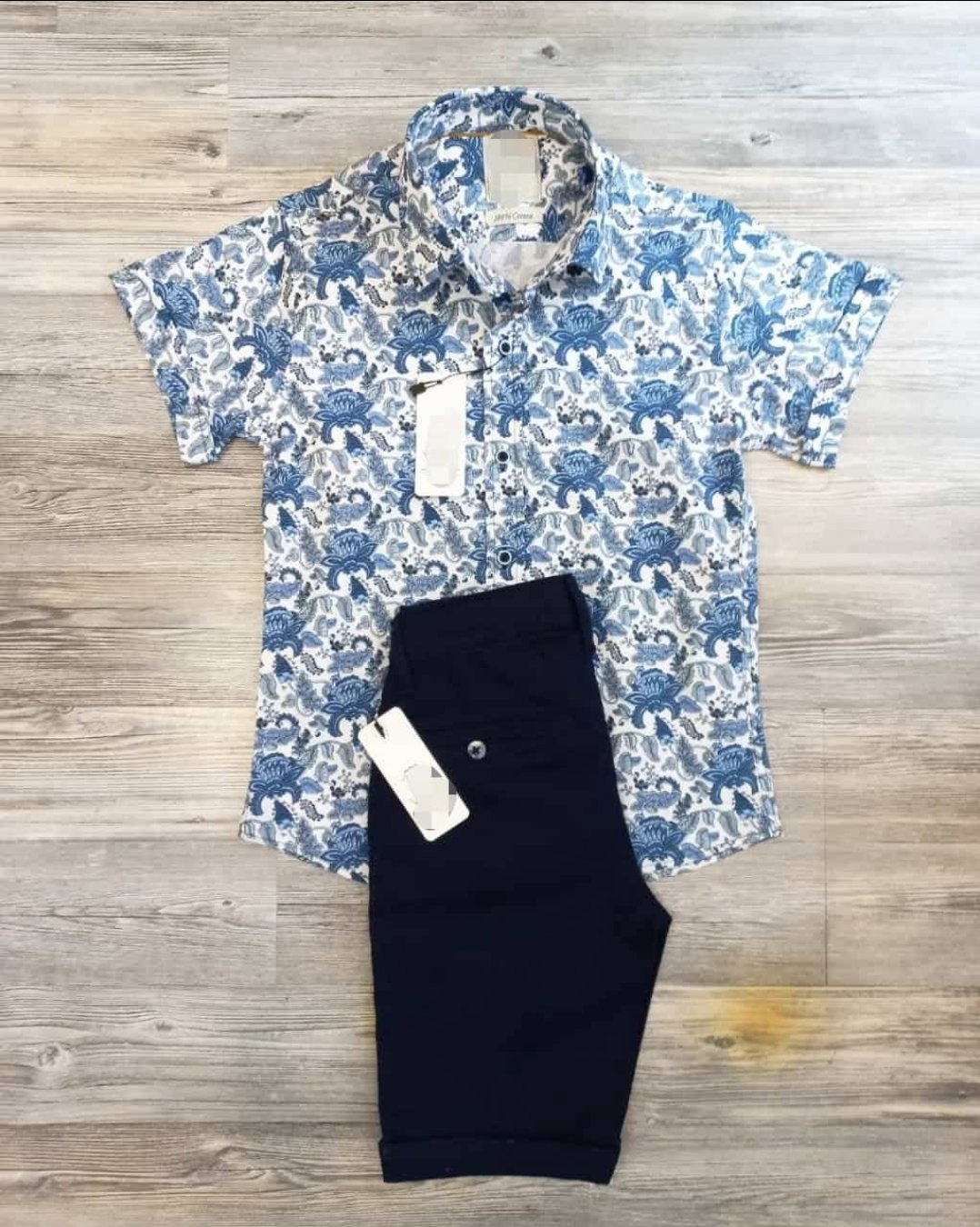 Short Sleeved Floral Shirt with Matching Shorts _0