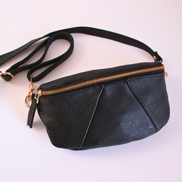 Vega Moon Bag