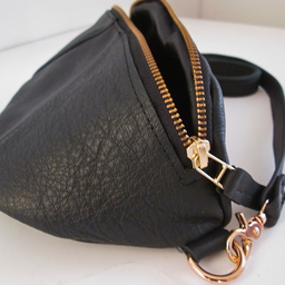Vega Moon Bag