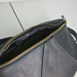 Vega Moon Bag Bronze