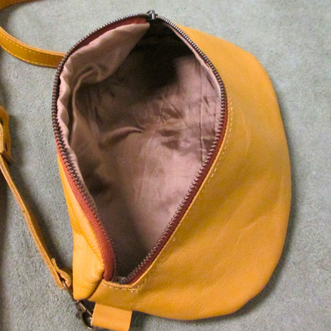 Vega Moon Bag Plain Yellow_1