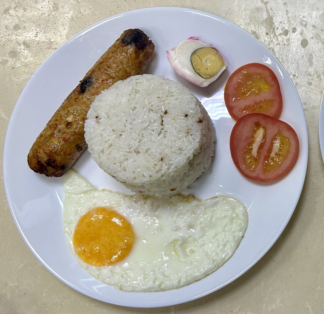 Embutidosilog