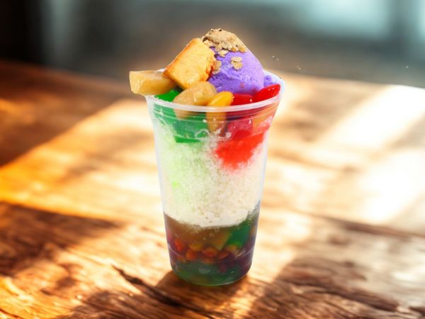 Halo-halo