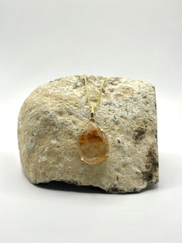 Dije Regina Gold
