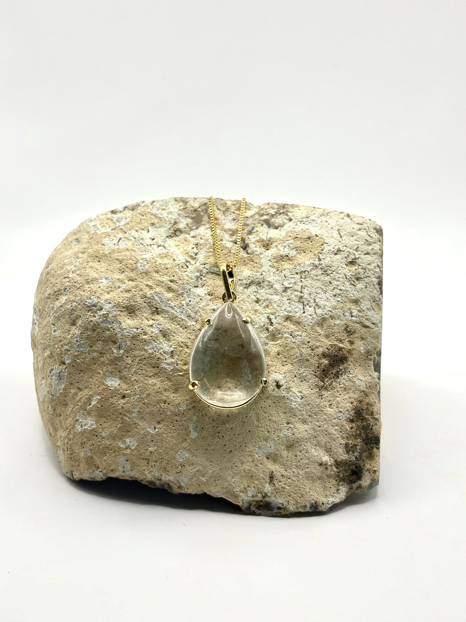 Dije Regina Gold_5