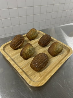 Earl Grey Madeleines