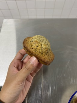 Earl Grey Madeleines