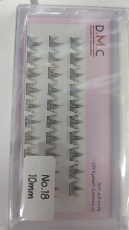 DMC SELF ADHESSIVE LASHES-NO GLUE NEEDED
