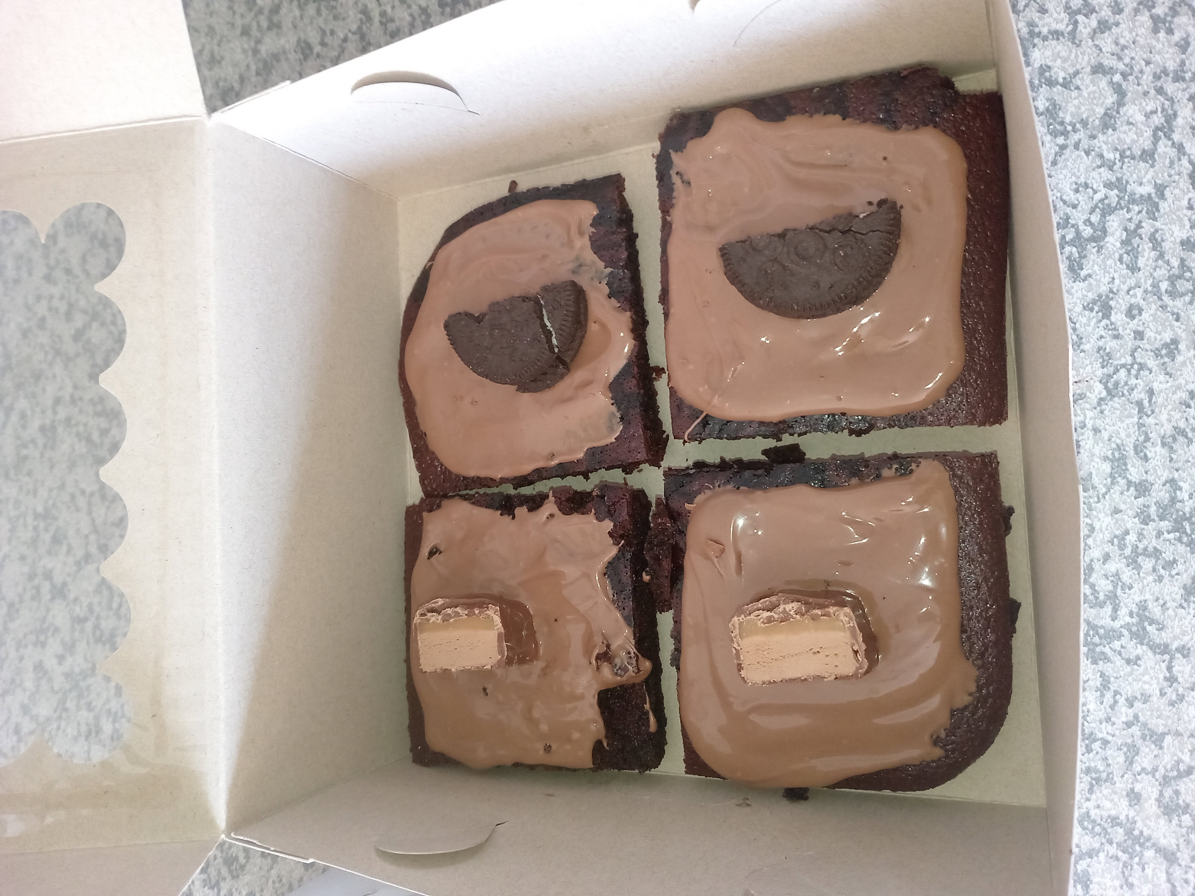 Luxury Brownie Box_1