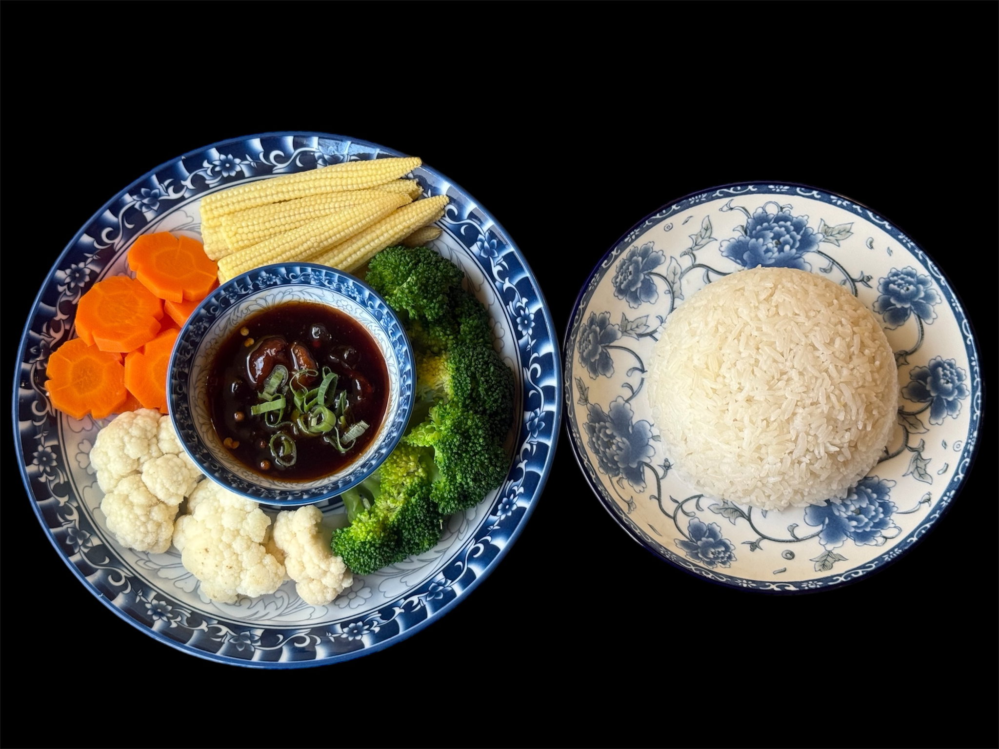 BOILED VEGETABLES WITH VEGAN SAUCE_0