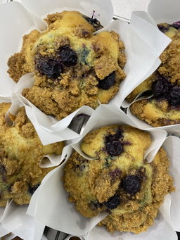 Blueberry Crumble Muffins